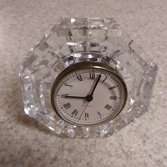 Vintage Waterford Octagonal Crystal Quartz Desk Clock - Picture 2 of 5
